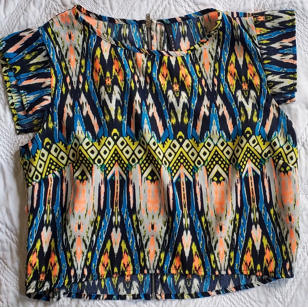 Sheer like, neon crop blouse